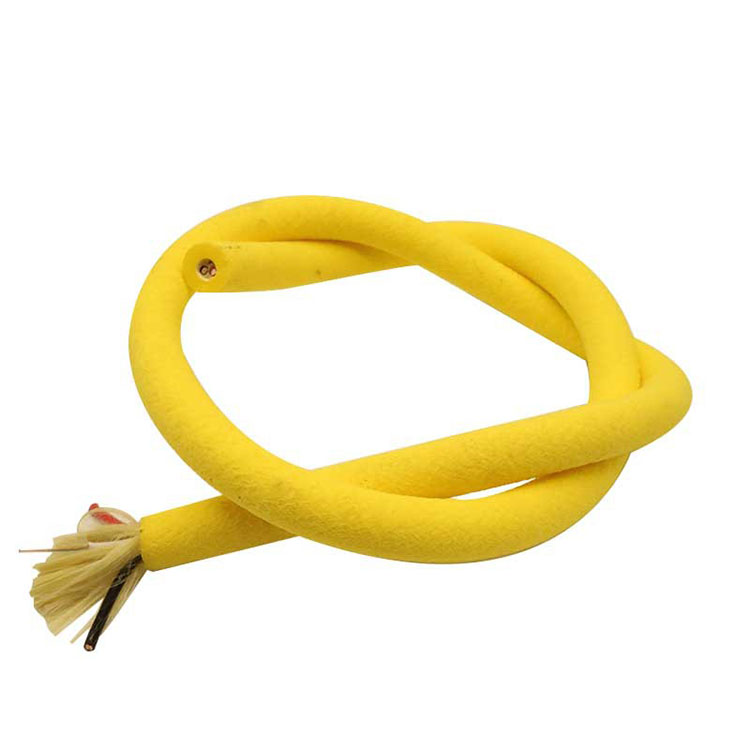 Ali se fotonapetostni kabel lahko uporablja tako za povezave nizov modulov kot za inverterske napajalnike?